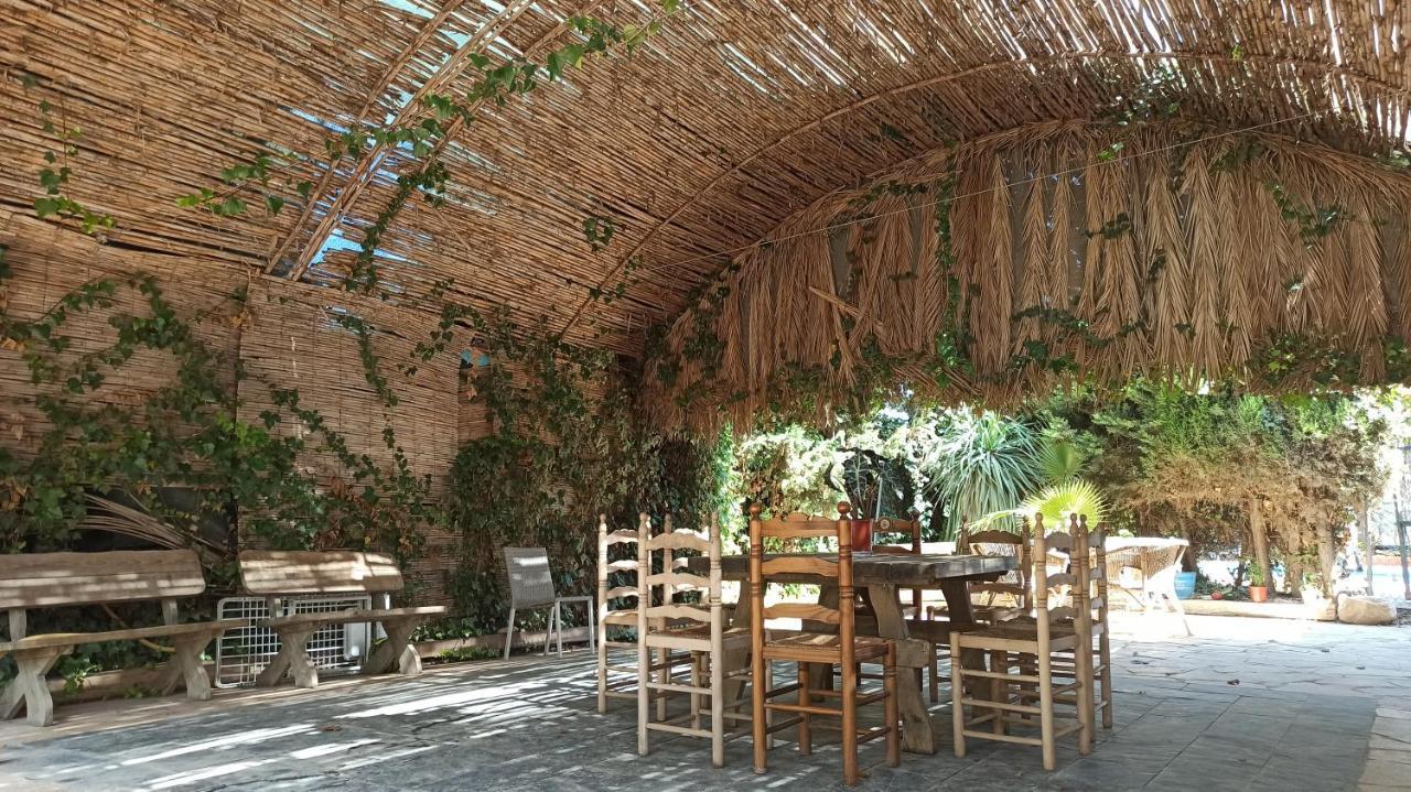 Bakit House - Casa Rural Con Piscina Águilas Exterior foto
